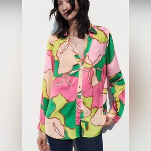 Zara Floral Print Button-Up Blouse - Size: XS